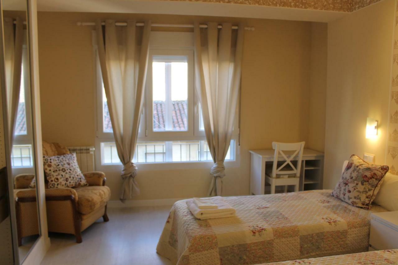 Disfruta Leon A Pie Apartment Exterior photo